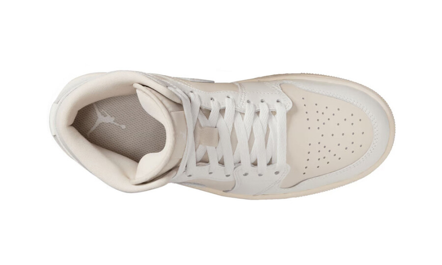 air-jordan-1-mid-legend-light-brown-w-03