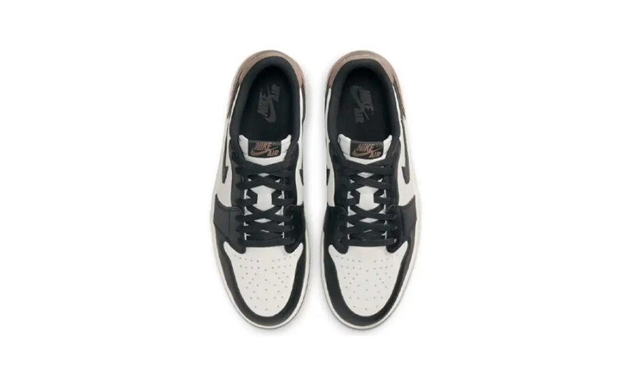 air-jordan-1-retro-low-og-mocha-03